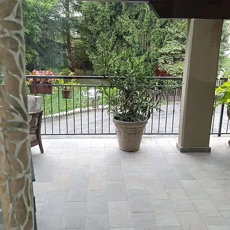 Casetta Sull'albero بيت ضيافة بورغو سان دالمازو